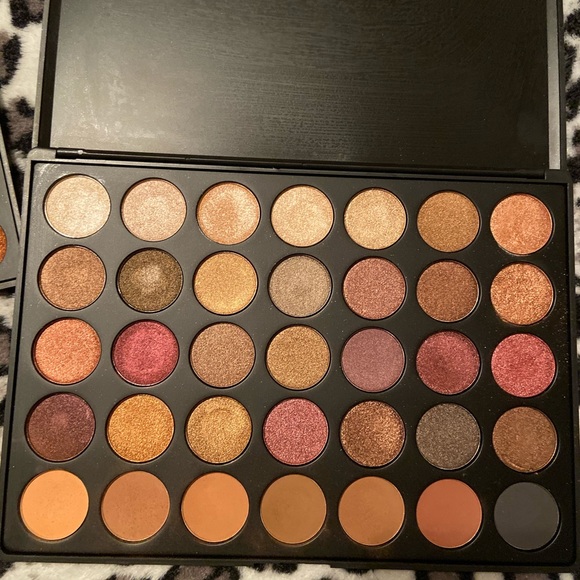 Morphe - Picture 4 of 6